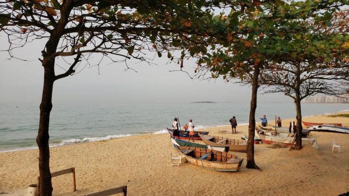Recanto Maravista Apto Frente Mar 2 Quartos 2 Banheiros, Ar, Wi Fi, Piscina Holiday home Vila Velha (Espirito Santo)