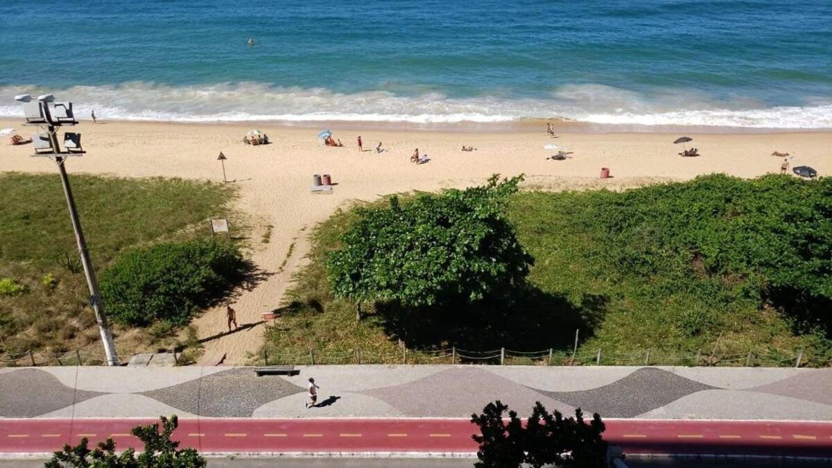 Holiday home Recanto Maravista Apto Frente Mar 2 Quartos 2 Banheiros, Ar, Wi Fi, Piscina